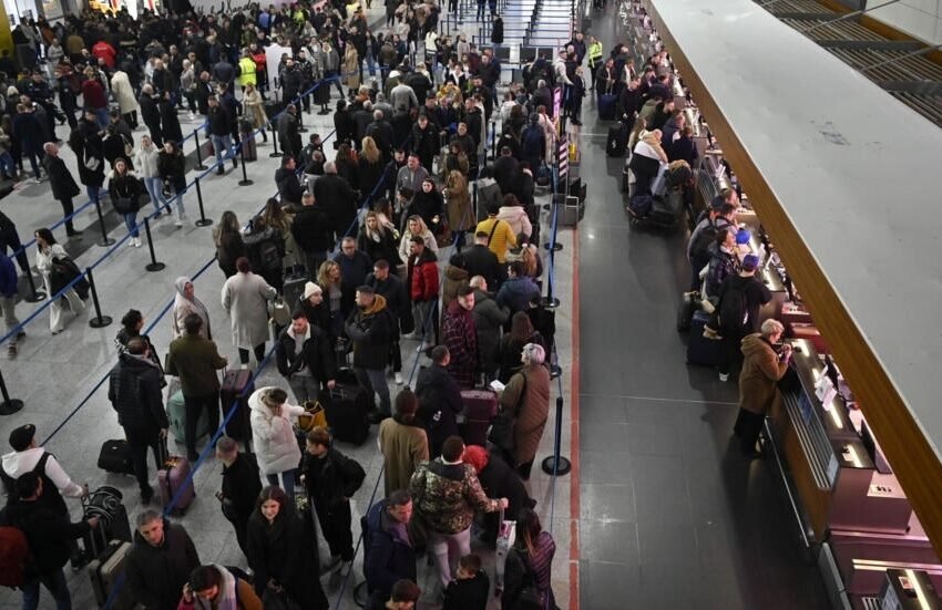  Ndodh edhe kjo: Kosovari tenton të shkojë në Gjermani me dhjetëra fishkë në valixhe, e kthejnë në aeroport