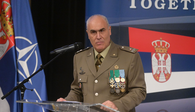  Zyrtari i NATO-s në Beograd: Ne nuk e armatosim FSK-në, atë e bën një vend tjetër dhe ka të drejtë