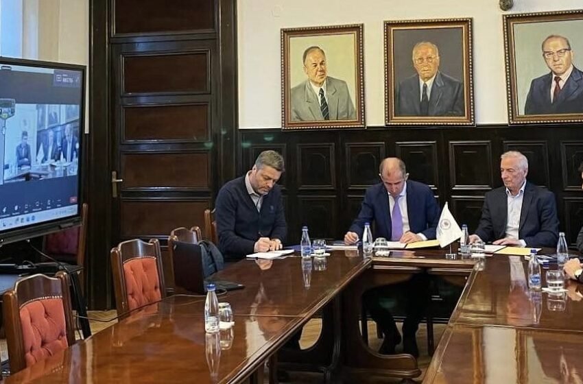  Kolegji i Kirurgëve të Kosovës nënshkruan marrëveshje bashkëpunimi me Universitetin e Prishtinës