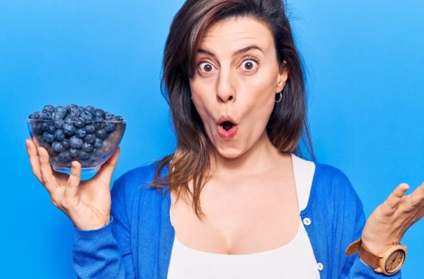 Mbron zemrën dhe trurin: Ky është fruti më i shëndetshëm që mund të hani, sipas dietologëve