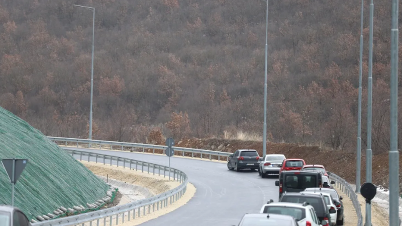  40-vjeçarja nga Shkupi humb jetën në aksidentin e djeshëm në rrugën Shkup-Bllacë