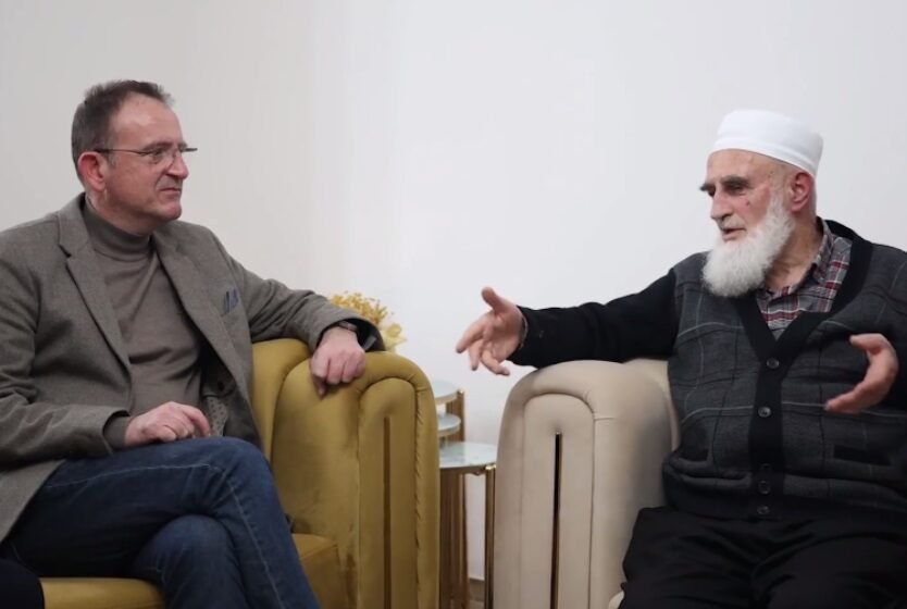 Liderët e koalicionit VLEN në konakun e hoxhës Mulla Ejub Selmani