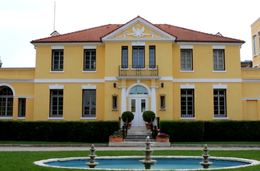  Ambasada e SHBA uron besimtarët myslimanë: Paqja dhe shëndeti qofshin me të gjithë ju