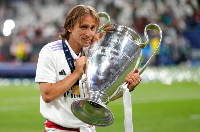  Kontrata afër skadimit, Modric nuk ka vendosur ende për të ardhmen
