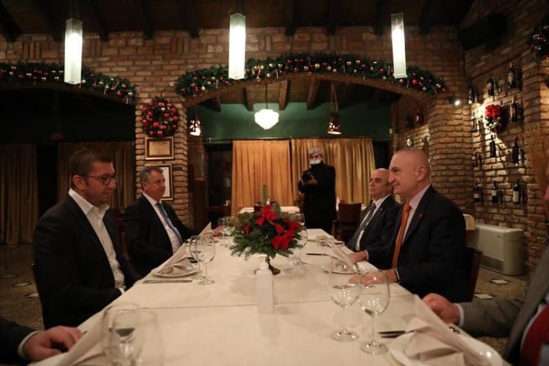  Ilir Meta mbështet VMRO-DPMNE-në: Fitorja e tyre do t’i jep një dimension të ri zhvillimit ekonomik të vendit