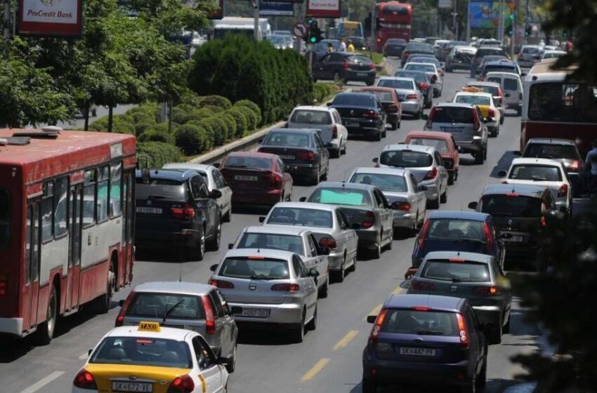  RMV, është shtrenjtuar me 15 përqind sigurimi për regjistrimin e automjeteve