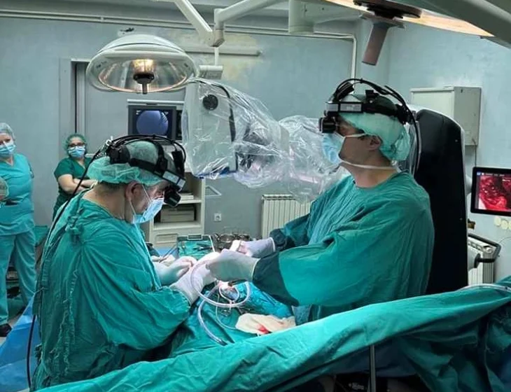 Ka ndërruar jetë një foshnjë shtatë muajshe në spitalin “Shën Erazmo” në Ohër, ishte sjellë me lëndime të rënda