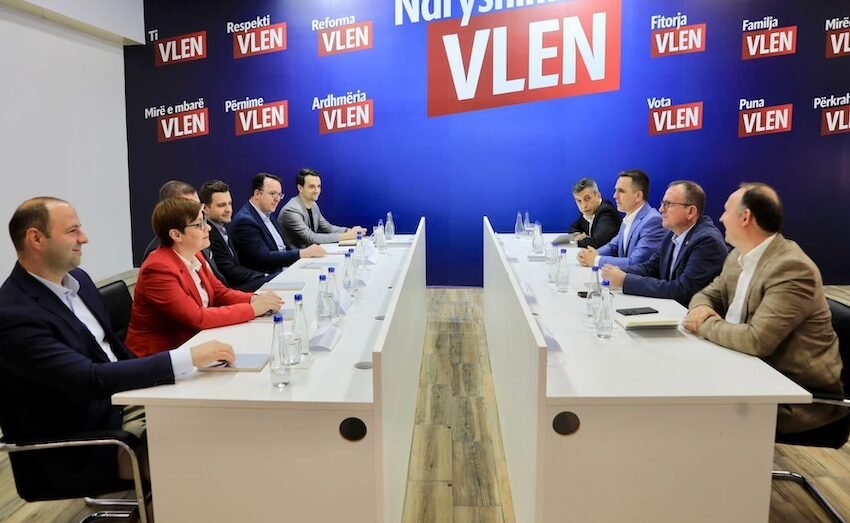  Sot takohen grupe të punës nga VMRO dhe VLEN për të vazhduar bisedimet për Qeverinë e ardhshme
