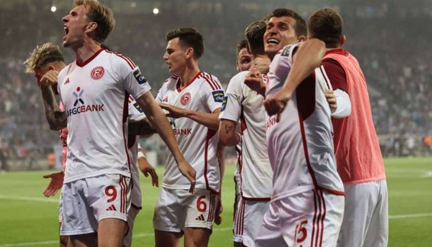  Fortuna një hap larg nga Bundesliga, “fundoset” Bohumi