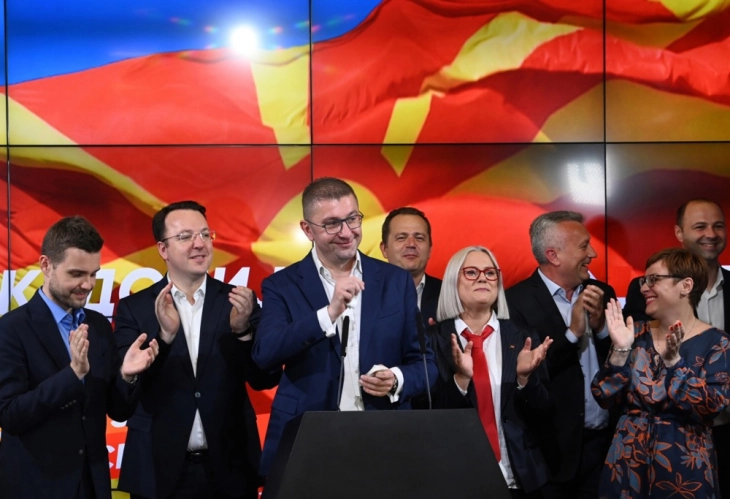  Mickoski pret që deri më 28 maj të ketë 61 deputetë?!