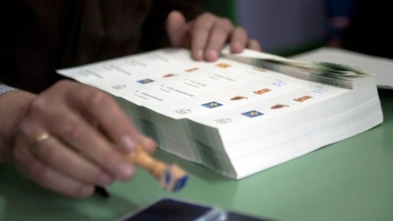  Qytetarët nesër do të mund të paraqesin shkeljen e të drejtës së votës në linjë telefonike pa pagesë