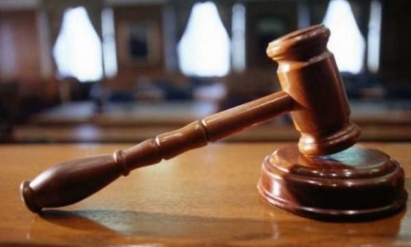 Anulohet seanca për vrasjen e trefishtë në Gllogjan