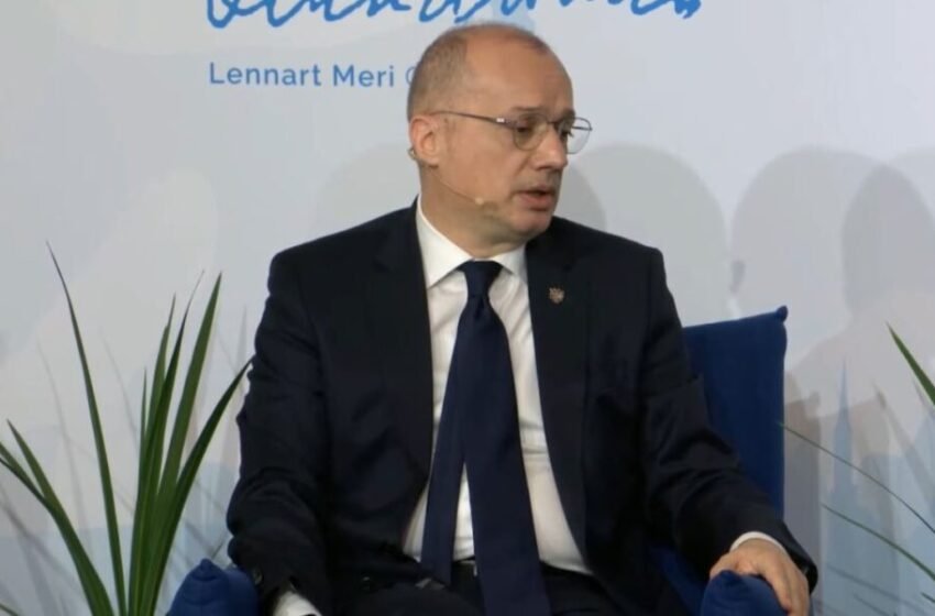  “NATO, sot më e fortë”/ Hasani në Estoni: Shqipëria, qëndrim të palëkundur në mbrojtje të Ukrainës