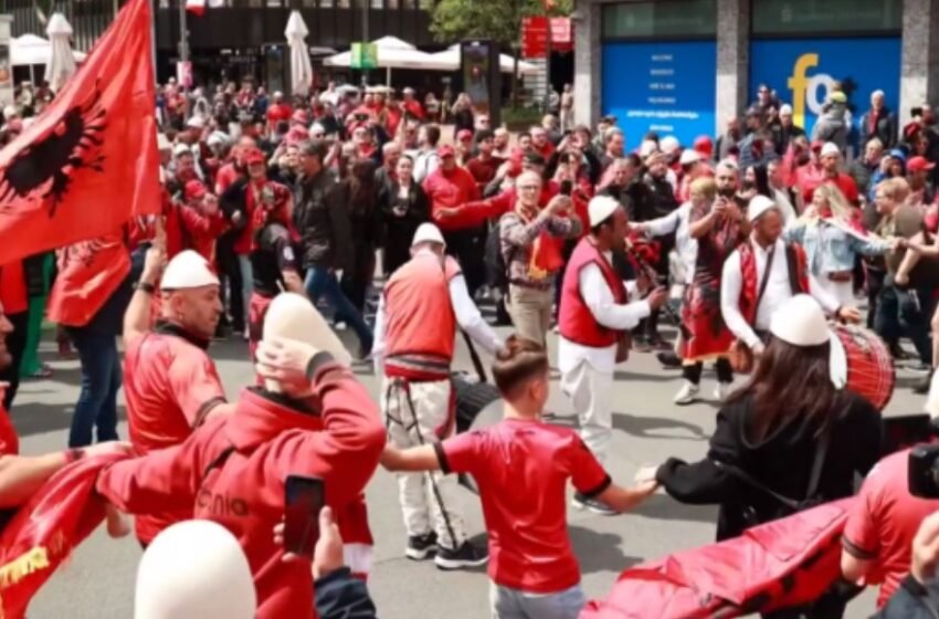  FShF publikon pamje të qytetit: Dortmundi flet shqip para ndeshjes me Italinë