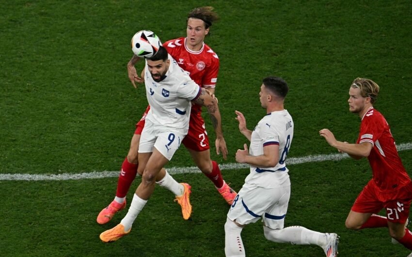  Sllovenia bën arritjen historike, Anglia ndalet në barazim pa gola! Danezët i kthejnë serbët në Beograd