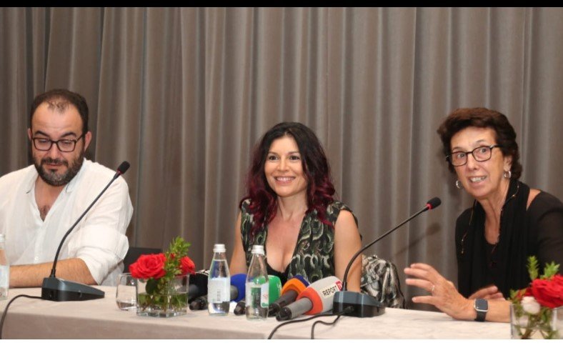  Giusi Ferreri rikthehet në Tiranë! Këngëtarja italiane koncert për herë të tretë: Testoj këngët e reja përballë publikut shqiptar