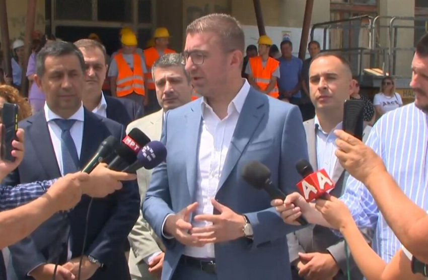  Mickoski: Në Shqipëri ka më tepër bullgarë se në Maqedoni, a do ta kushtëzojë Bullgaria edhe Shqipërinë?