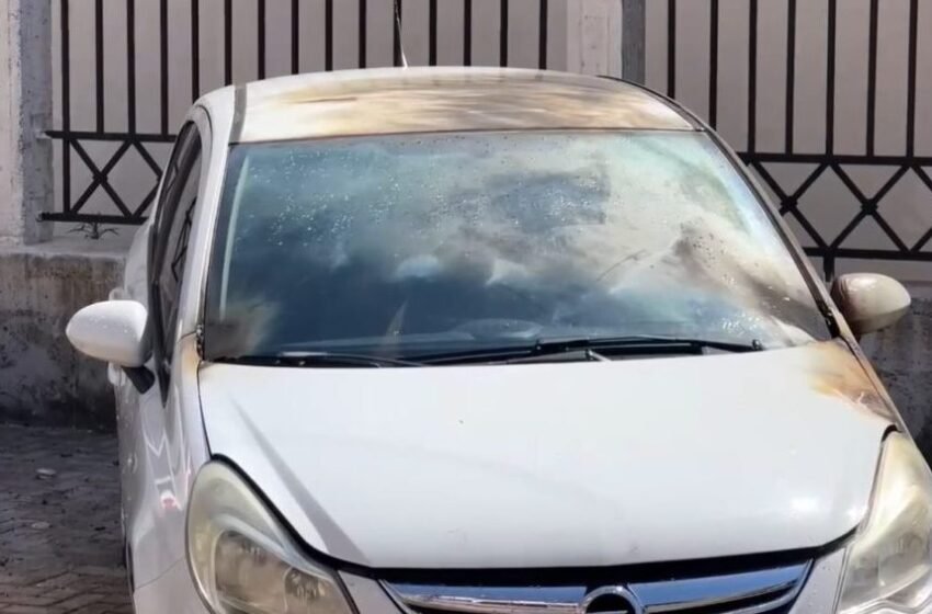  Digjet makina e policit në Lezhë, ngjarja dyshohet e qëllimshme