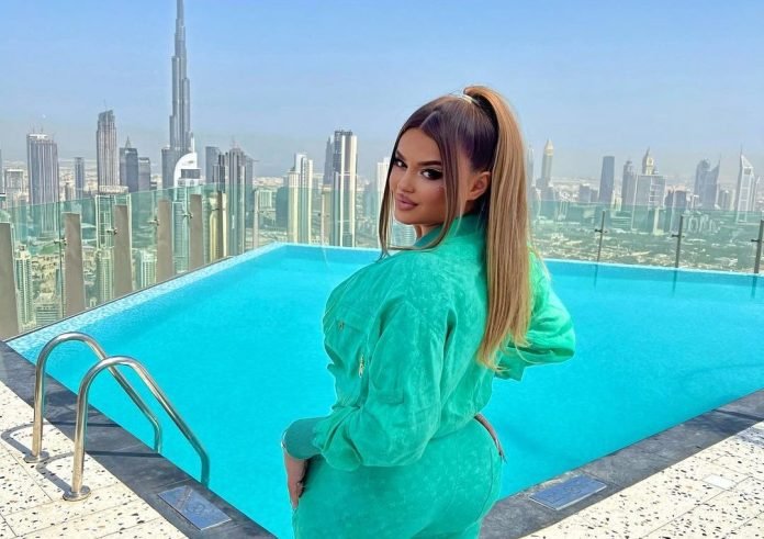  I ka munguar skenës për një kohë të gjatë, Enca rikthehet me këngë të reja