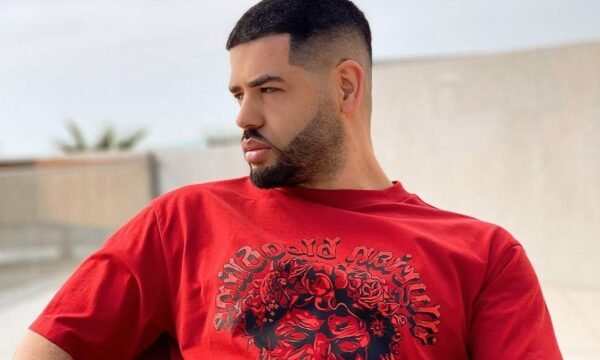  A është i dashuruar? Noizy shuan njëherë e mirë kureshtjen e fansave