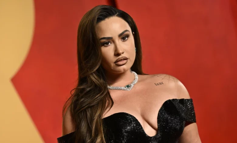  Demi Lovato fajëson famën për të këqijat e jetës së saj