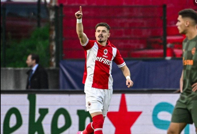  Arbnor Muja, gol dhe asist në Superligën turke