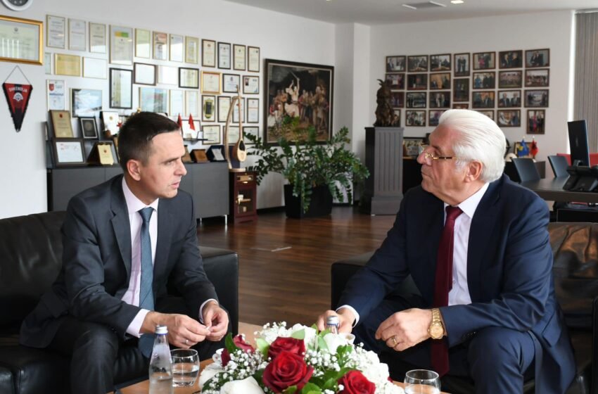  Takim Destani-Kasami, gati leja për ndërtimin e stadiumit në Tetovë