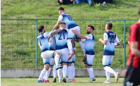  Gostivari-Vardari, do të luhet në lagjën e Maxharit në Shkup?