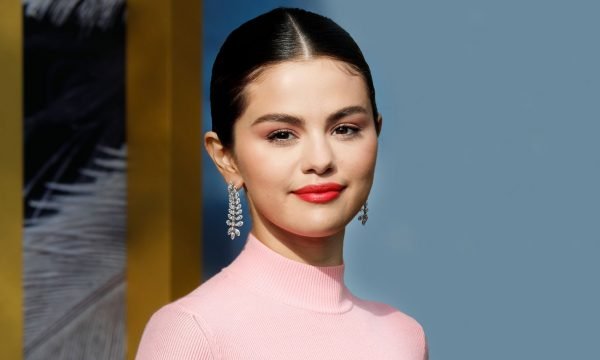  Selena Gomez bëhet miliardere