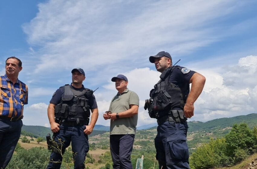  Sveçla: Pas njoftimit se janë larguar ekstremistët e maskuar, hapëm pikat kufitare në Merdarë dhe Bërnjak