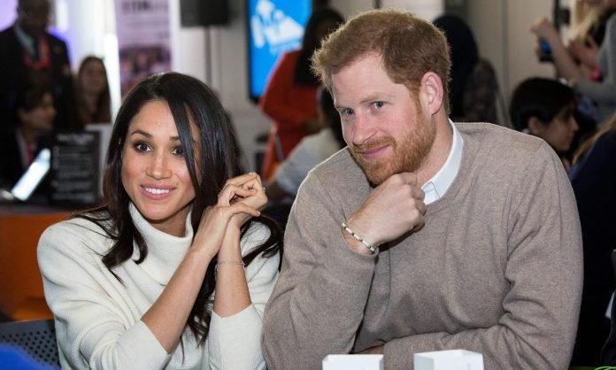  Pallati Mbretëror ende kundër Meghan Markle: Skandali i fshirjes së fotove