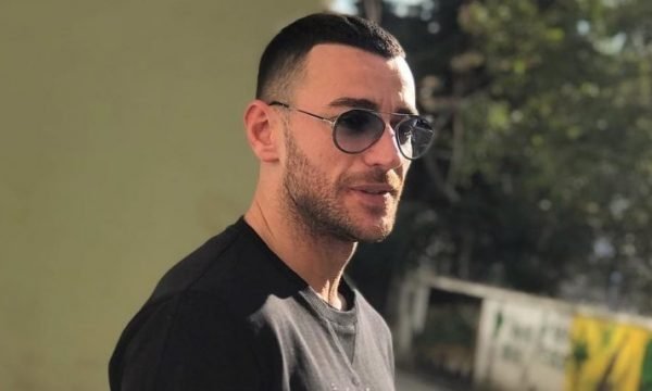 Stresi me i dashuruar se kurrë, bën dedikim të veçantë