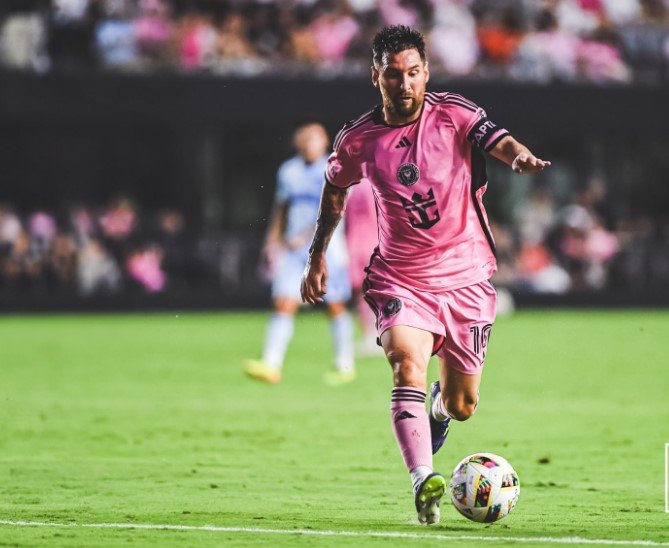  Lionel Mesi paguhet me shumë se sa të gjitha pagat e 22 skuadrave të tjera në MLS!