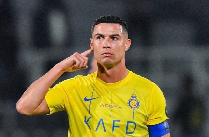  Kristiano Ronaldo kërkon mesfushorin e Man. Sitit te Al Nassr