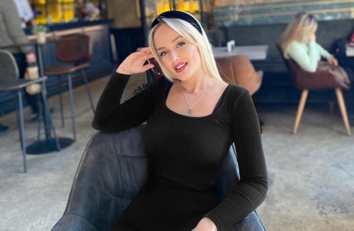  Deputetja kosovare vishet si modelet e Playboy