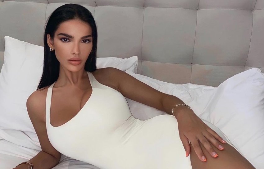  Arbenita përmes piktures flete për mashkullin e ri në jetën e saj