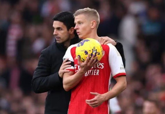  Zinçenko: Arteta “mashtron” rivalët me lojtarët e dëmtuar