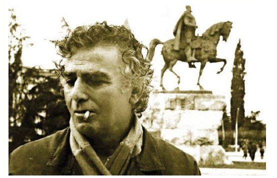  Letrat në burg për të shoqen dhe amaneti i fundit i Petro Markos! Luftoi me të në Spanjë, si e ndihmoi Mehmet Shehu shkrimtarin