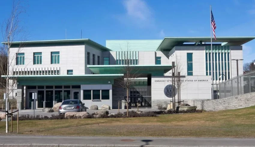  Akuzohet për spiunazh në favor të Rusisë dhe Iranit, arrestohet punonjësi i ambasadës amerikane në Oslo