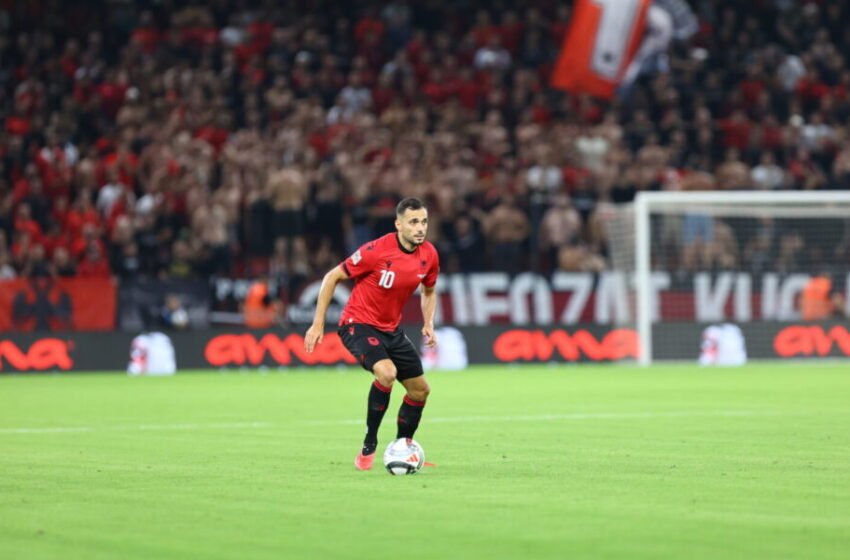  Mbyllet pa gola pjesa e parë e Shqipëri-Çeki. Lojë e qetë, epërsi e lehtë e miqve!