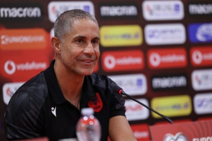  Silvinjo shpalos listën e futbollistëve për sfidat e nëntorit, rikthen Keide Bare-n