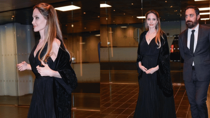  Angelina Jolie tërheq vëmendjen me elegancën e saj në New York, promovon filmin biografik “Maria”