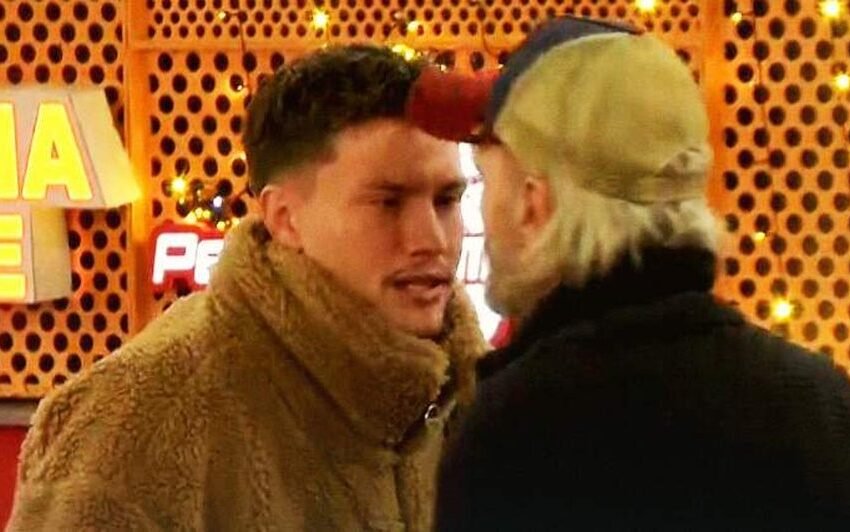  Çfarë po ndodh mes djemve në “BBVK”? Xuxi tenton të puth në buzë Drilonin…