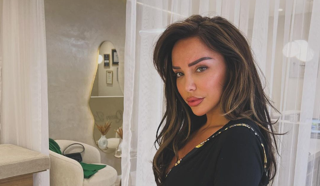  Ana Kabashi dimrin ua bën verë