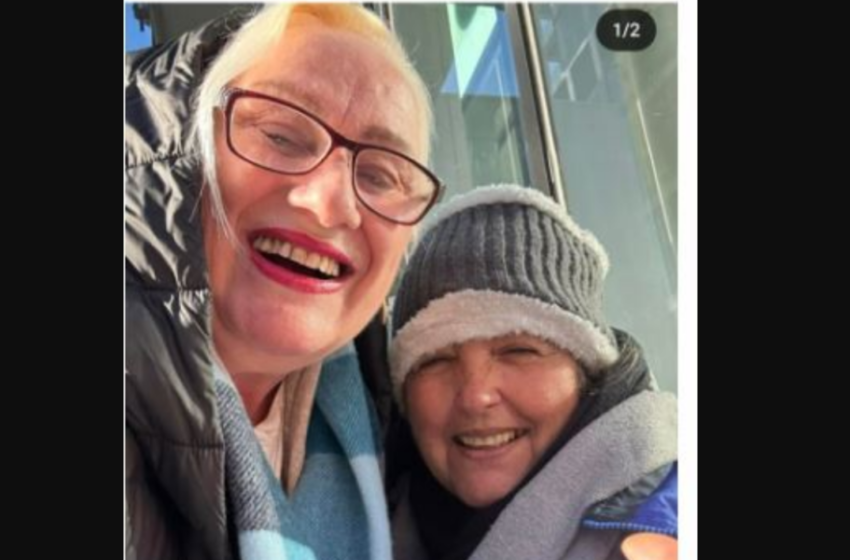  “E varfër, por me dinjitet dhe e mençur”, filmoi Parashqevi Simakun, shqiptarja: E bukur si dikur, me një buzëqeshje plot jetë