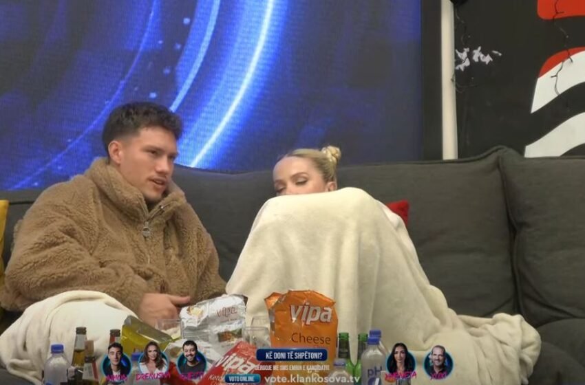  Driloni flet me Sarën për fëmijërinë e tij (VIDEO)