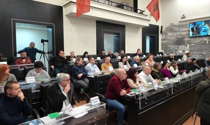  21% më i lartë se i vitit të kaluar, miratohet buxheti i Bashkisë së Durrësit