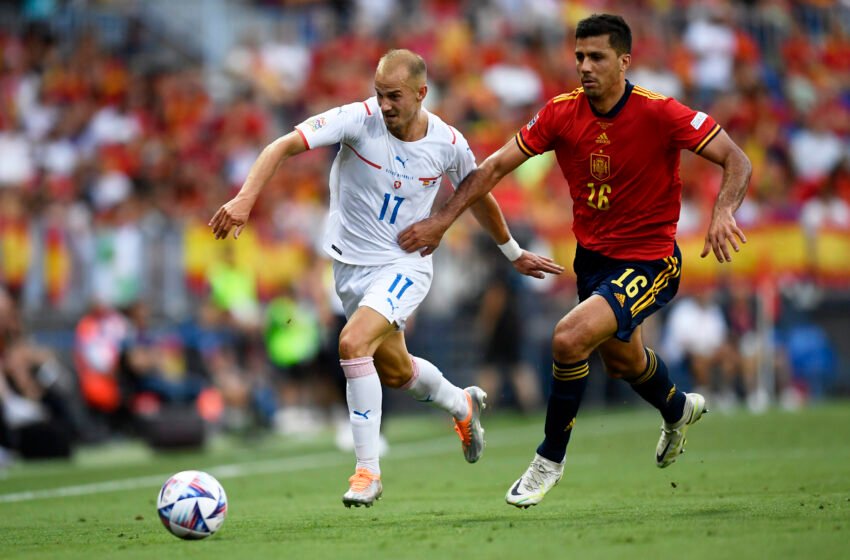  Rodri këshillon Niko Uiliamsin: Ftohti i Mançesterit, njëjti me atë te Bilbao