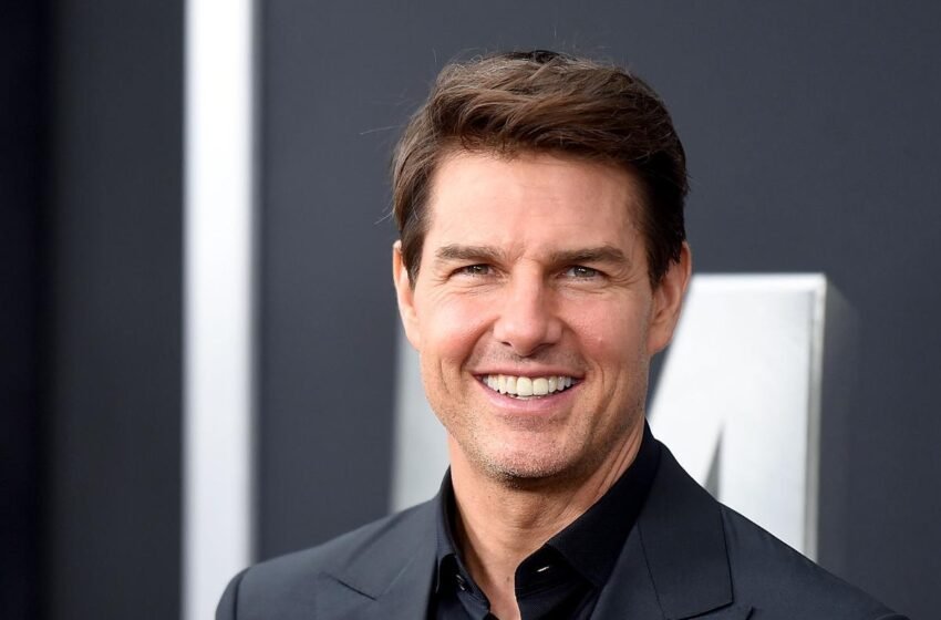  Tom Cruise merr mirënjohje nga marina amerikane falë rolit të tij në filmin “Top Gun”