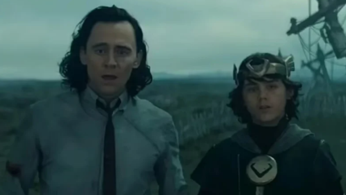  Një aktor i ri britanik zbuloi se ishte i pastrehë dhe kërkoi ndihmë në TikTok, edhe pse ai ka luajtur në një film të Marvel